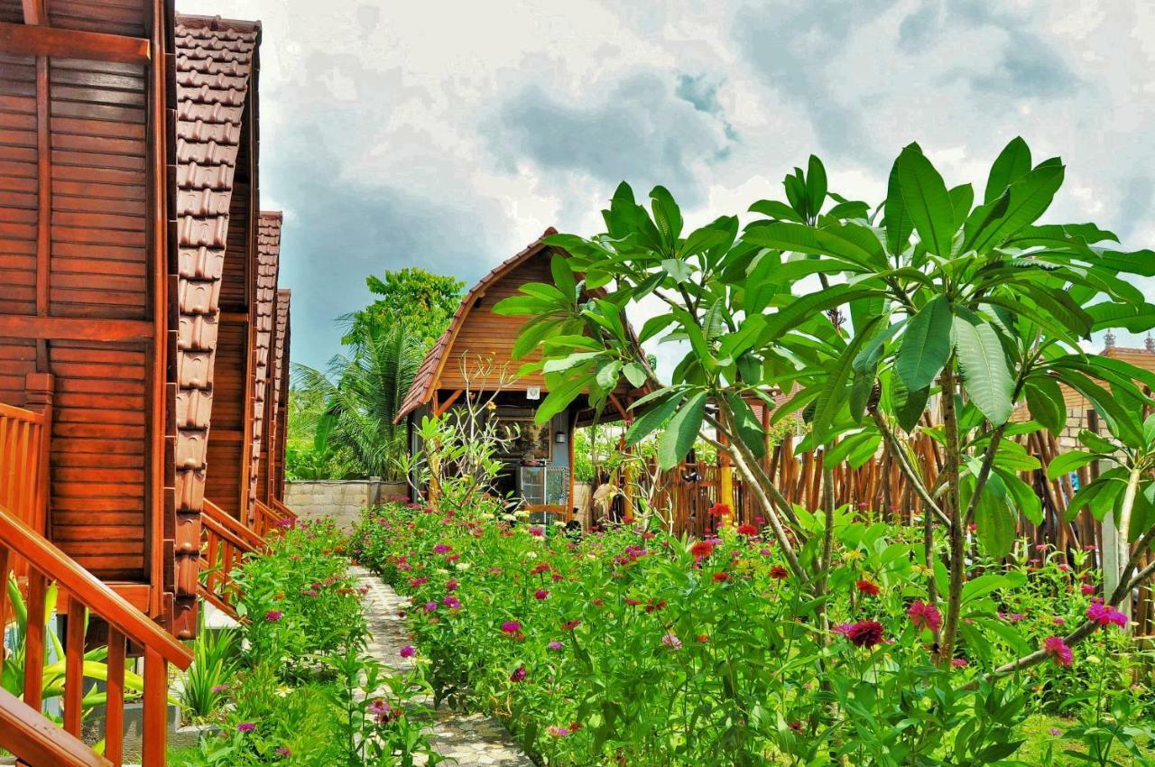 Batununggul The Peace Arta Bungalow מראה חיצוני תמונה